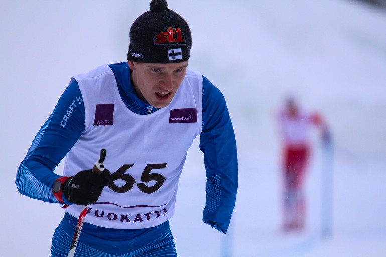 Ilkka Tuomisto hiihti Vuokatissa neljänneksi vammaishiihdon maailmancupin perinteisen kympillä. Kuva:Heidi Lehikoinen